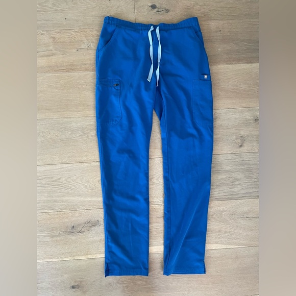 Figs scrubs Yola skinny scrub pants in royal blue - size medium tall - Picture 1 of 6